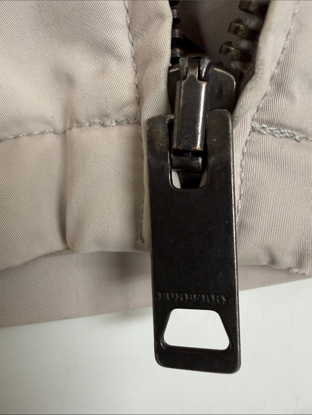 Burberry Light Beige Zip-Front Trench Jacket with Check Lining - Picture 11 of 14